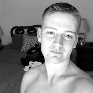 Meet your Posher, Jade